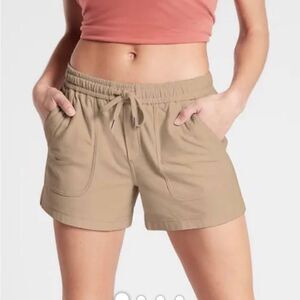 Athleta Farallon Heathered Short size 24.